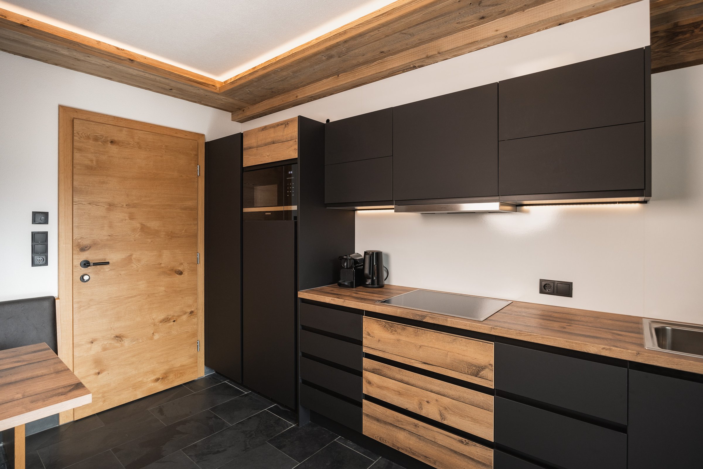 046_ApartmentDLX.jpg