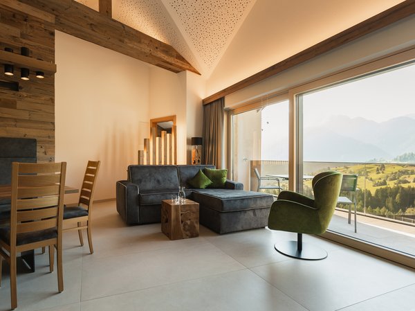 Apartments & Suites